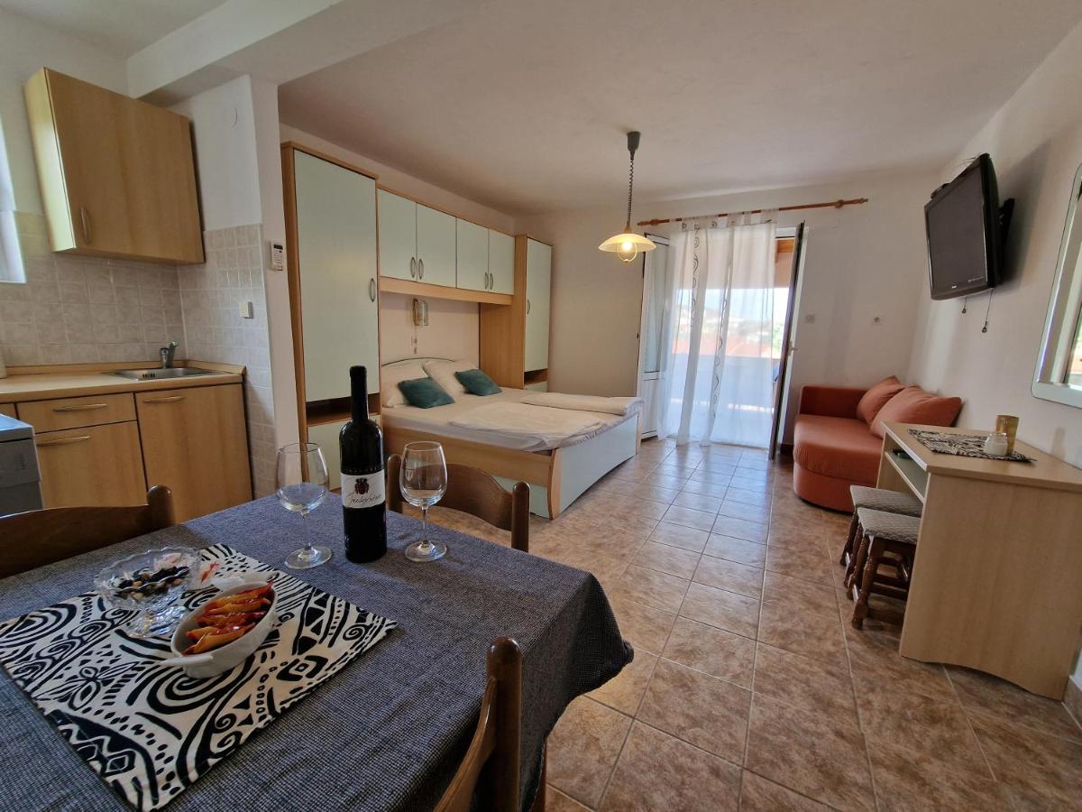 Apartments By The Sea Kampor, Rab - 5037 Eksteriør billede