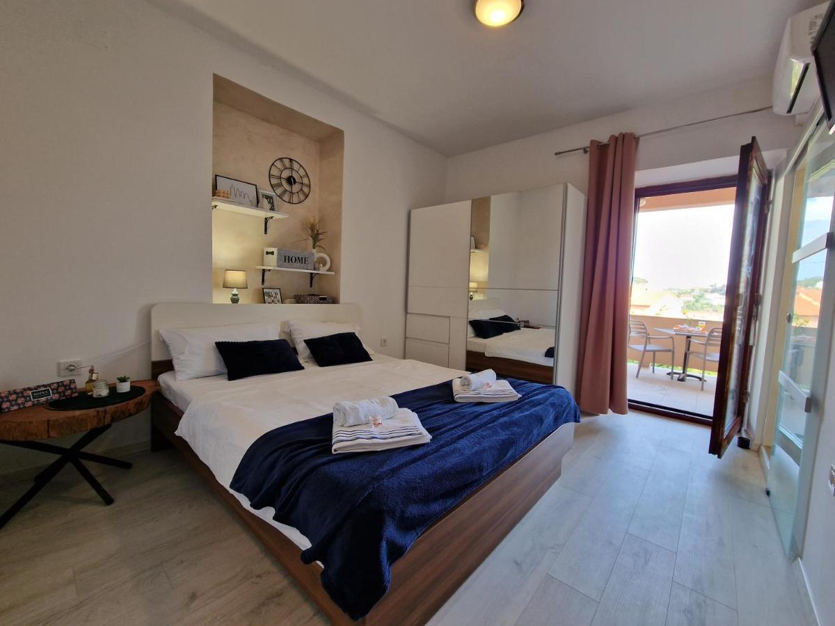 Apartments By The Sea Kampor, Rab - 5037 Eksteriør billede