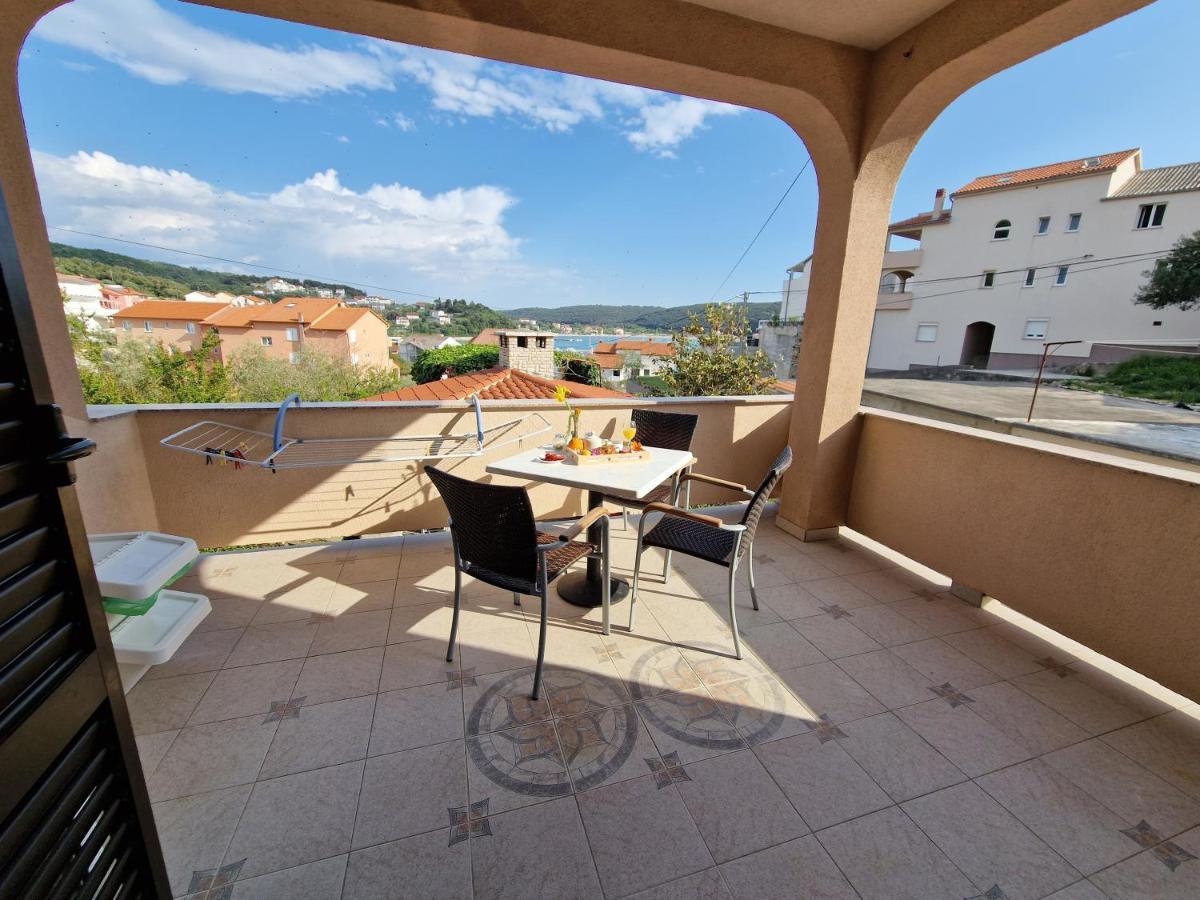 Apartments By The Sea Kampor, Rab - 5037 Eksteriør billede