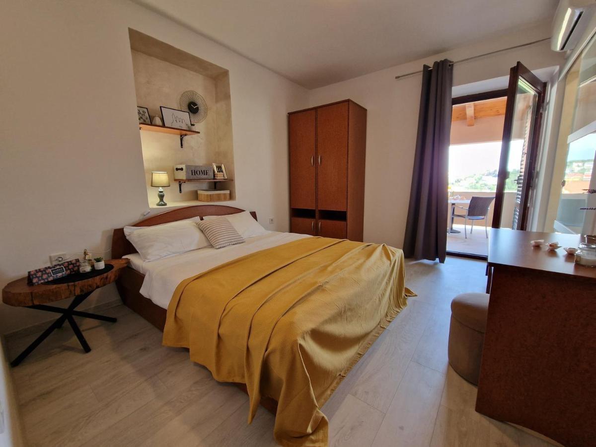 Apartments By The Sea Kampor, Rab - 5037 Eksteriør billede